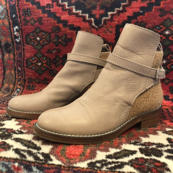 Tan Leather Acne 'Clover' Ankle-Boots - Picture 6 of 11